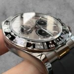 Luxury Silver Dial Daytona 18K White Gold 40mm with Oysterflex Strap