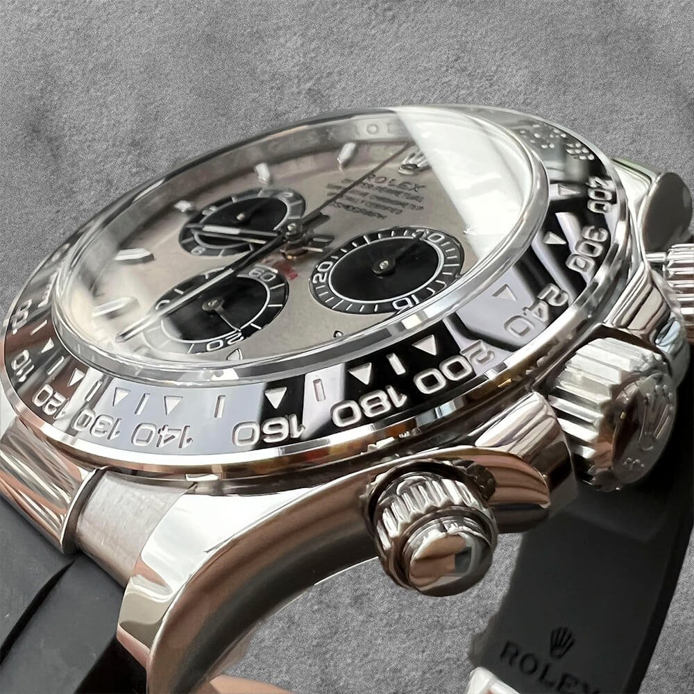 126519LN Daytona Special White Gold Luxury Meets Sporty Oysterflex Band