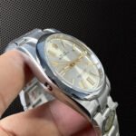 100m Waterproof Rolex Oyster Perpetual 124300