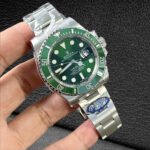 116610LV Hulk Submariner with Maxi Luminous Markers & Rotating Bezel